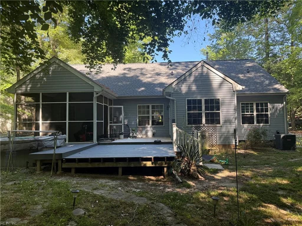 440 Evergreen WAY, SMITHFIELD VA 23430 - Photo 3