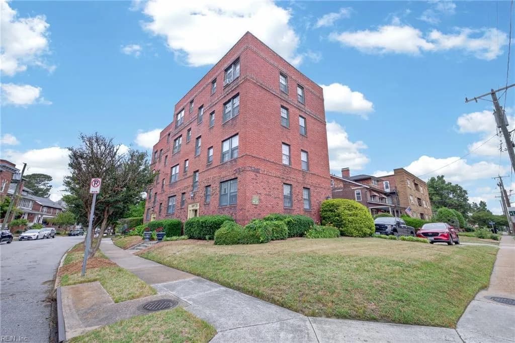 1006 Brandon AVE, NORFOLK VA 23507 - Photo 3
