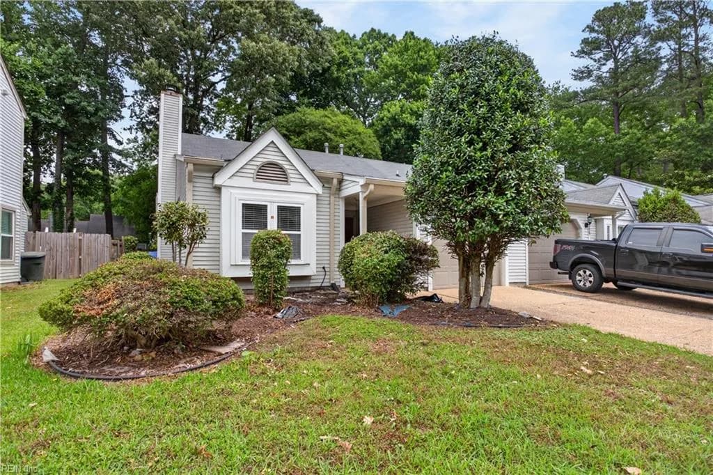227 Ashridge LN, NEWPORTNEWS VA 23602 - Photo 2
