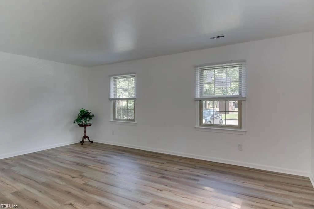 397 Deputy LN #A, NEWPORTNEWS VA 23608 - Photo 5