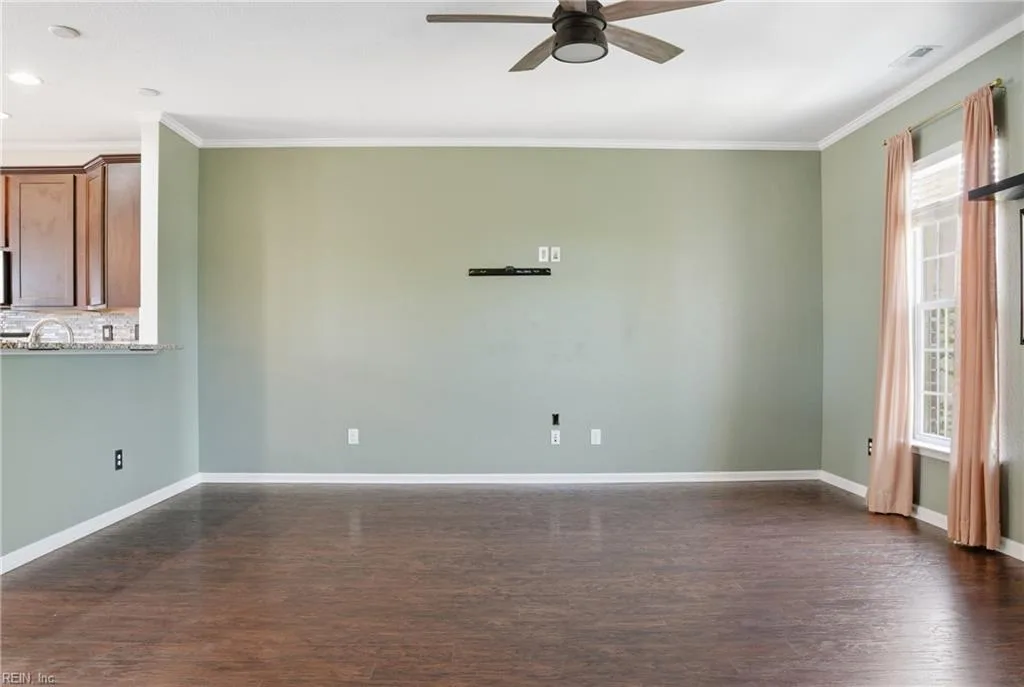 208 Breccia LN, VIRGINIABEACH VA 23462 - Photo 5