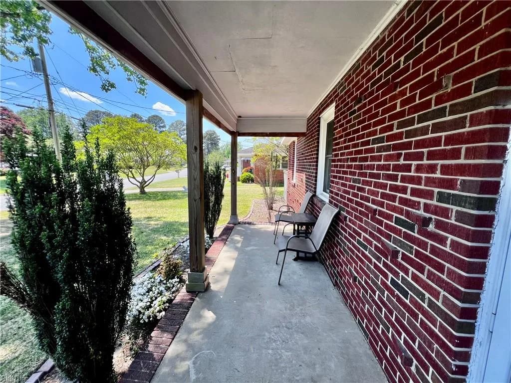 1114 Woodland Terrace DR, CHESAPEAKE VA 23323 - Photo 3