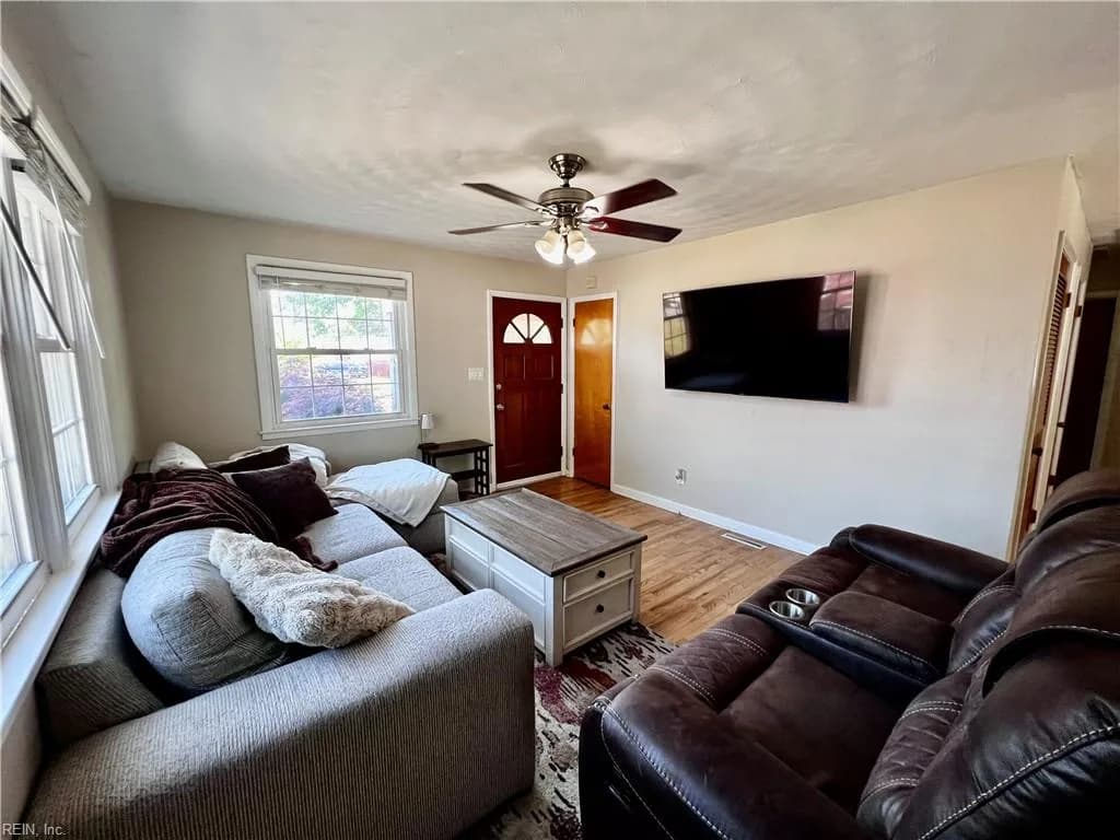 1114 Woodland Terrace DR, CHESAPEAKE VA 23323 - Photo 4