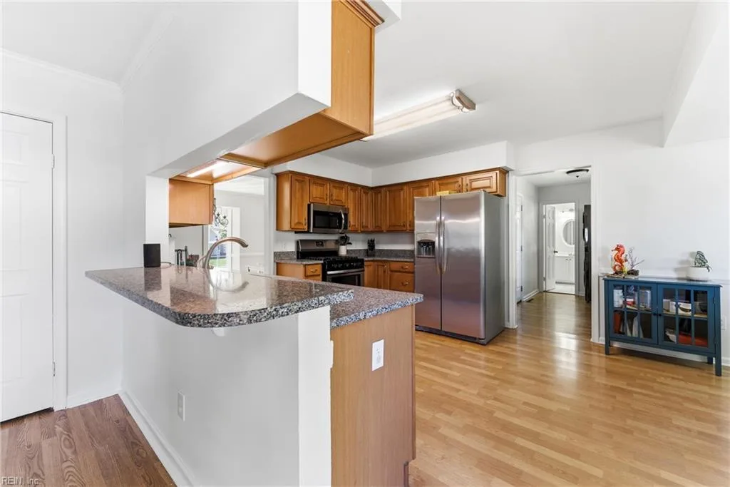 5196 Eagle Run RD, VIRGINIABEACH VA 23464 - Photo 5