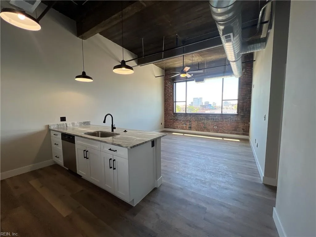 119 E Princess Anne RD #307, NORFOLK VA 23510 - Photo 3