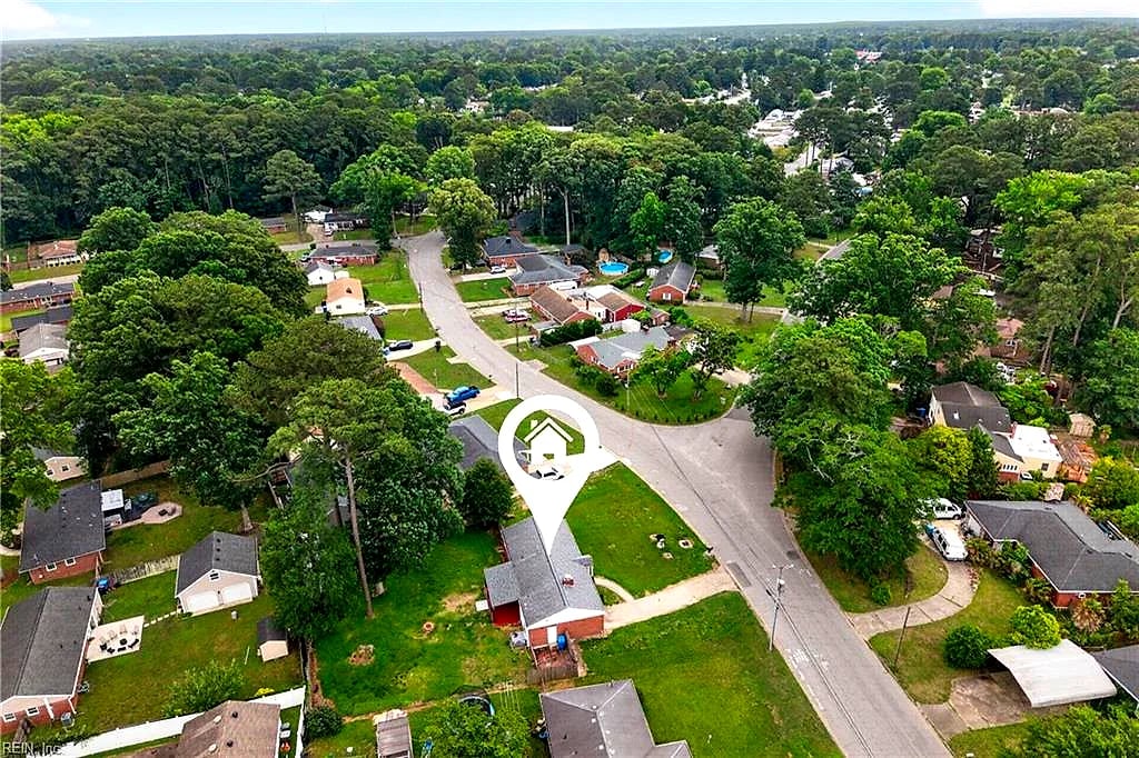 313 Sparrow RD, CHESAPEAKE VA 23325