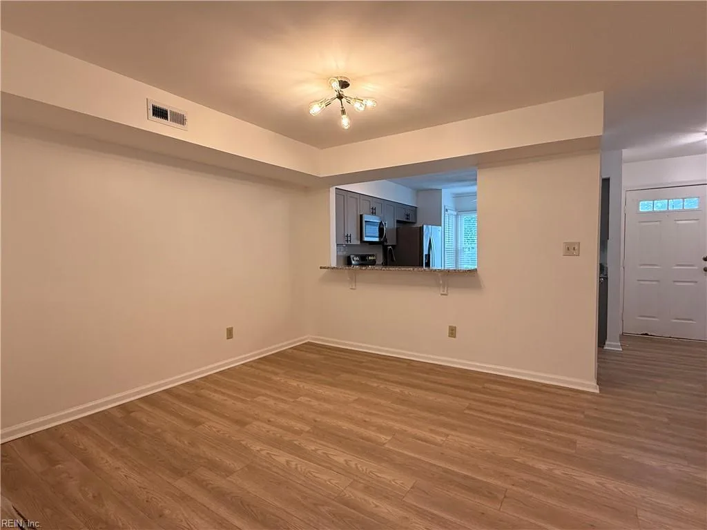 1108 Palmerton DR, NEWPORTNEWS VA 23602 - Photo 5