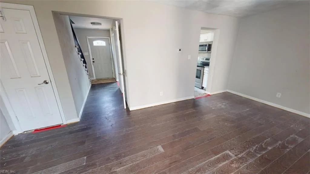 3208 Clover RD E, CHESAPEAKE VA 23321 - Photo 5