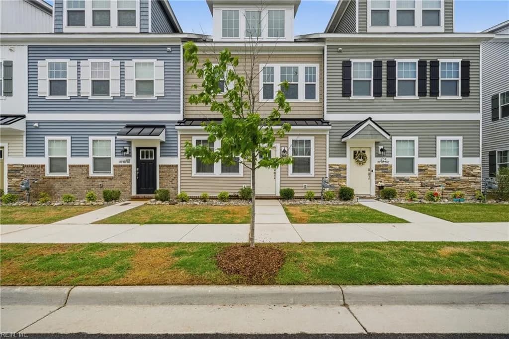 421 Life Tree TRL, CHESAPEAKE VA 23323 - Photo 4