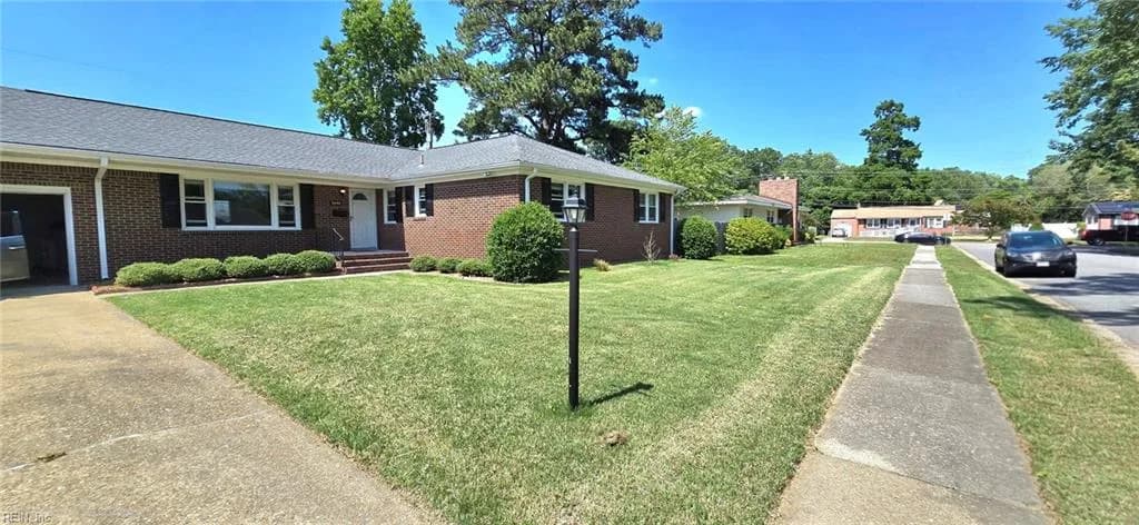 2444 Everglades RD, NORFOLK VA 23518 - Photo 3