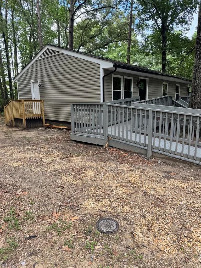 121 Theodore Allen RD, WILLIAMSBURG VA 23188 - Photo 4