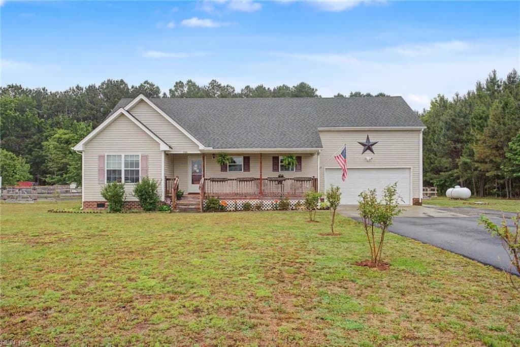 34295 Unity RD, ZUNI VA 23898 - Photo 3