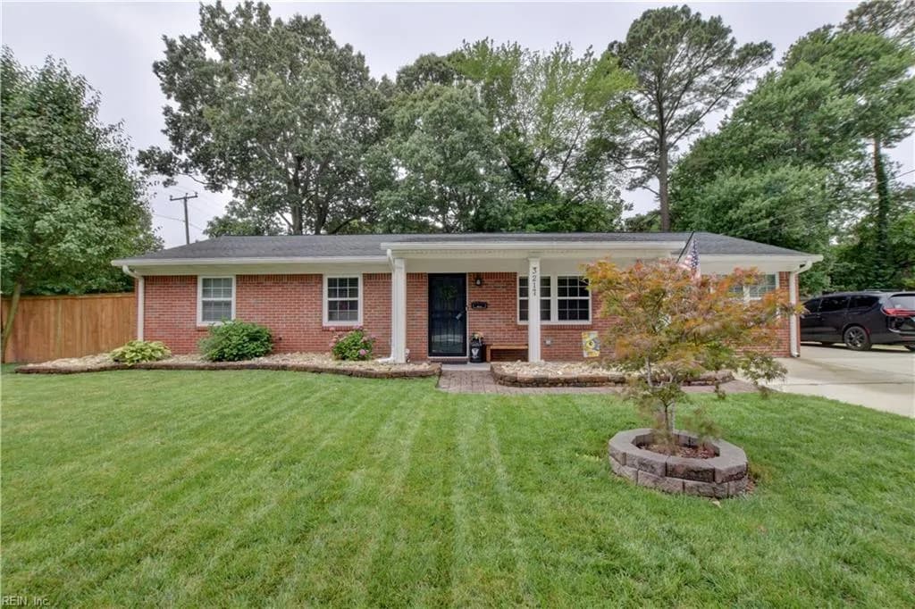 3217 Bow Creek BLVD, VIRGINIABEACH VA 23452 - Photo 2