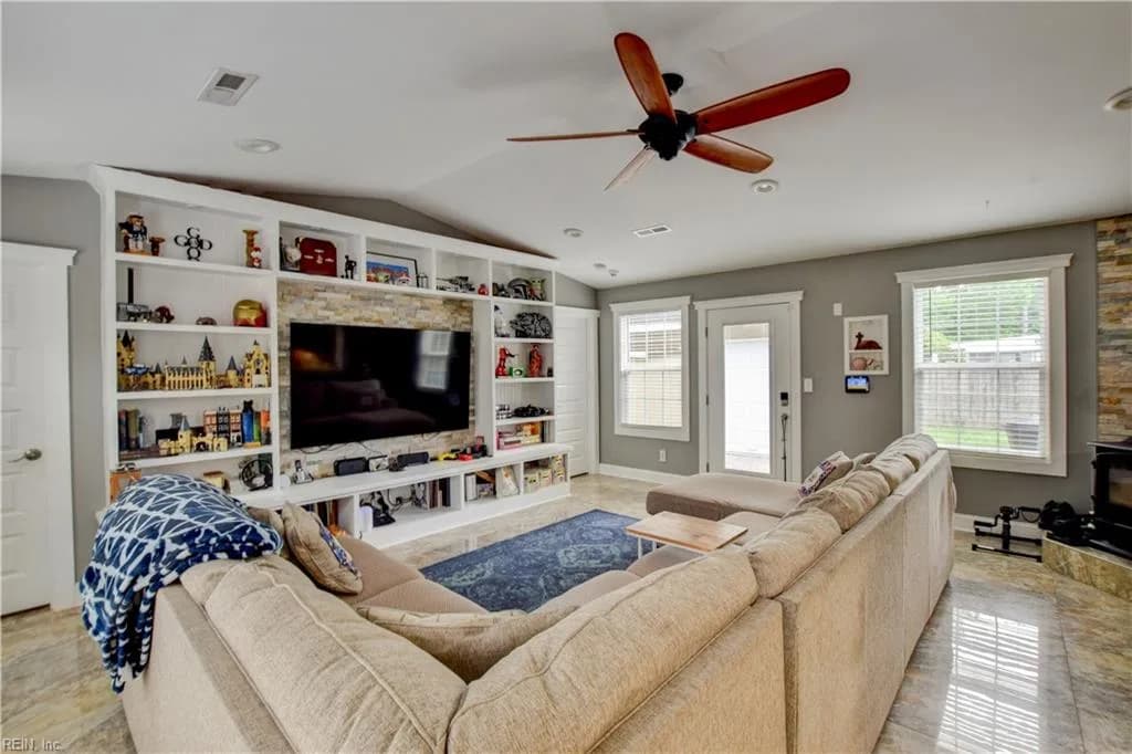 3217 Bow Creek BLVD, VIRGINIABEACH VA 23452 - Photo 5