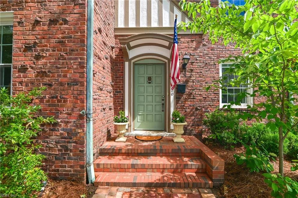 7420 N Shore RD, NORFOLK VA 23505 - Photo 4