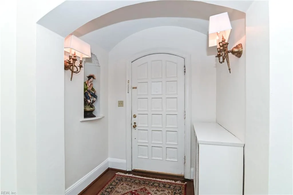7420 N Shore RD, NORFOLK VA 23505 - Photo 5