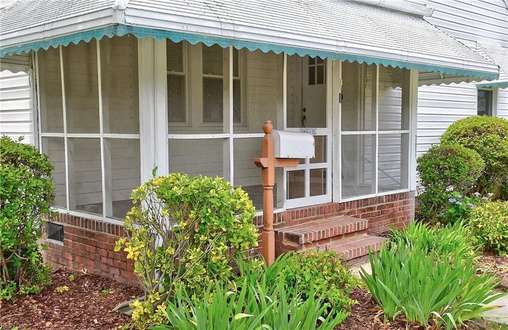 3801 Craven CIR, NORFOLK VA 23513 - Photo 4