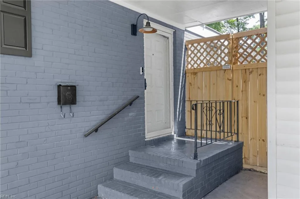 3532 EVANGELINE ST, NORFOLK VA 23502 - Photo 4