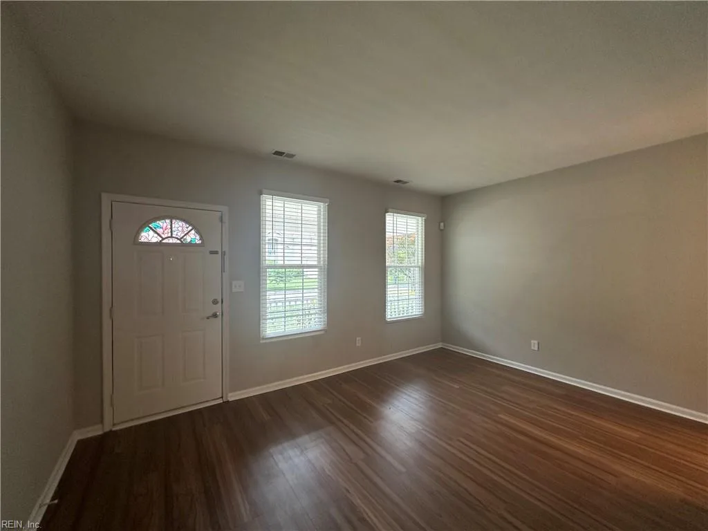 1840 Laurel Oak LN, VIRGINIABEACH VA 23453 - Photo 3