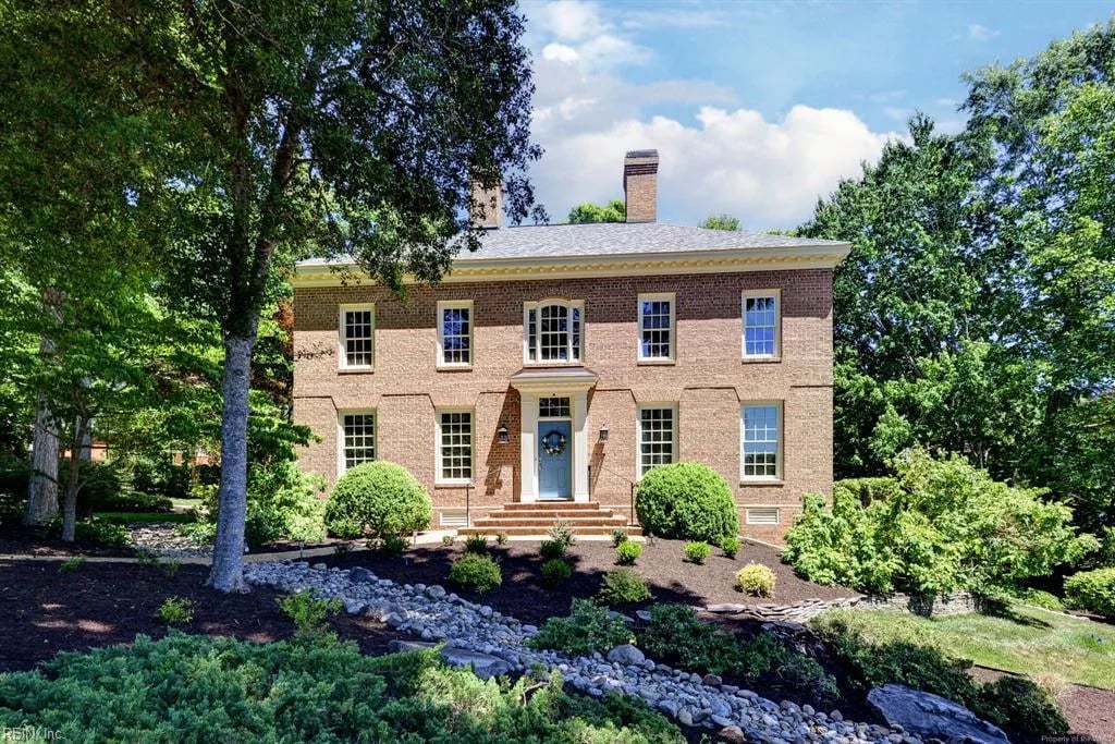 120 Waterton NONE, Williamsburg — 4 bed Residential, 3,345 sqft