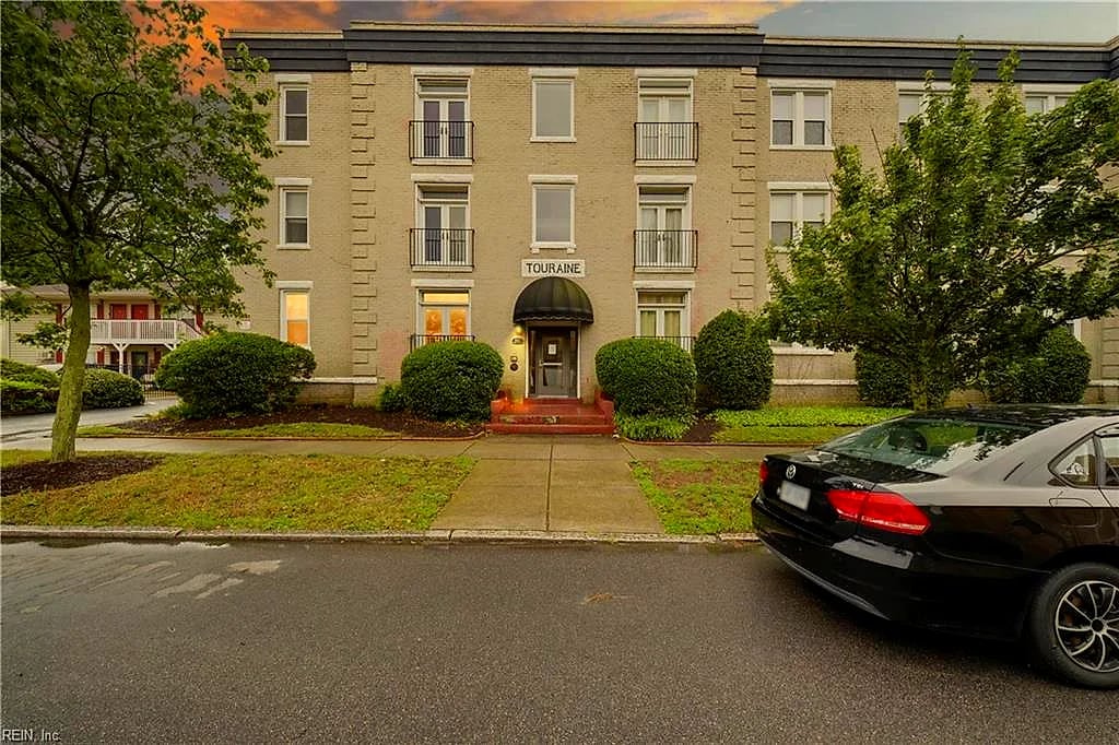 431 W 31st ST #C2, Norfolk — 3 bed Residential, 1,105 sqft