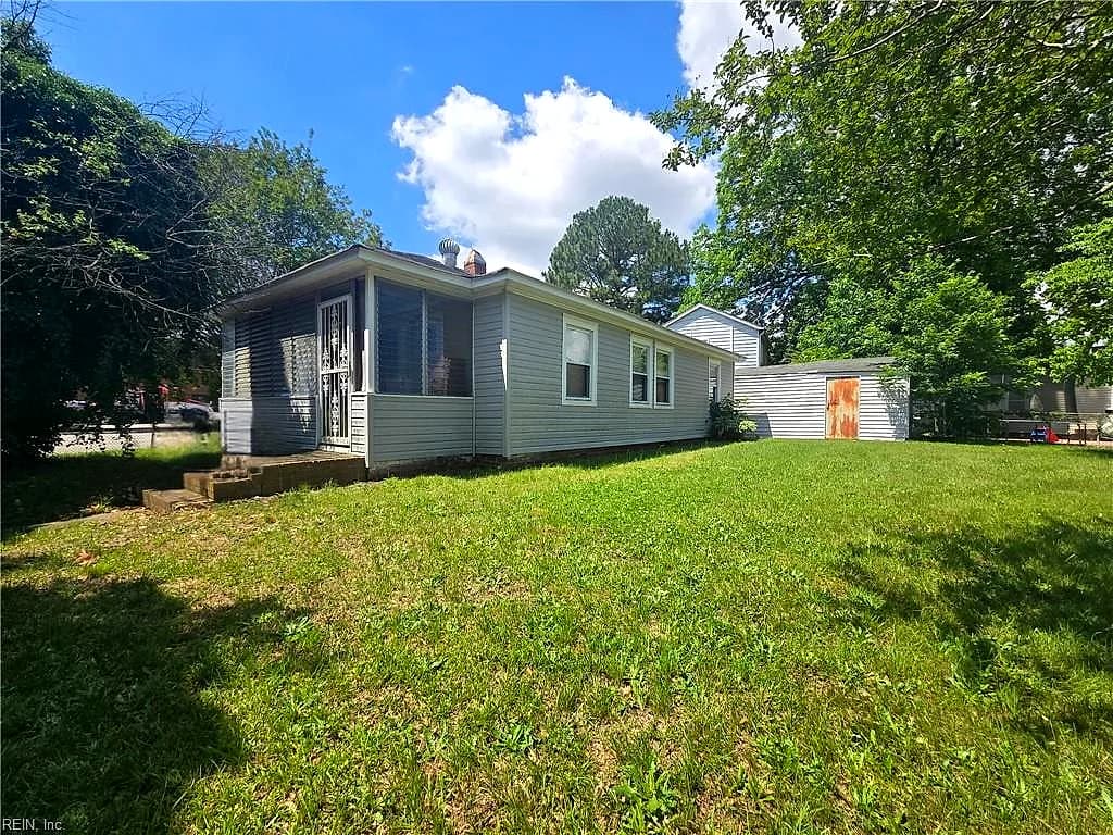 1400 Victory BLVD, PORTSMOUTH VA 23702 - Main photo