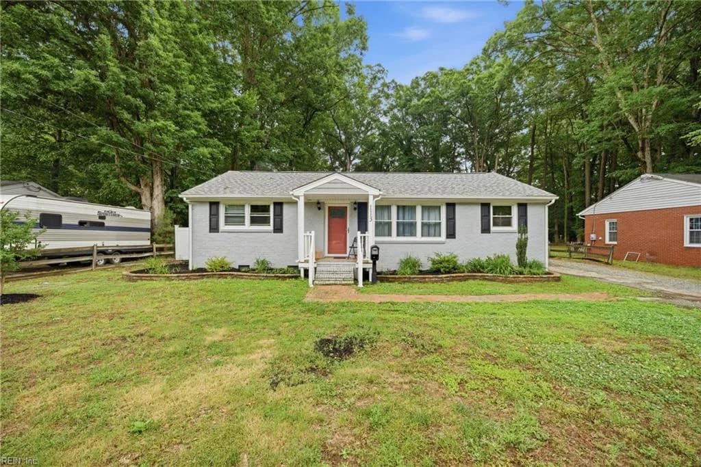 113 Shoe LN, NEWPORTNEWS VA 23606 - Photo 2