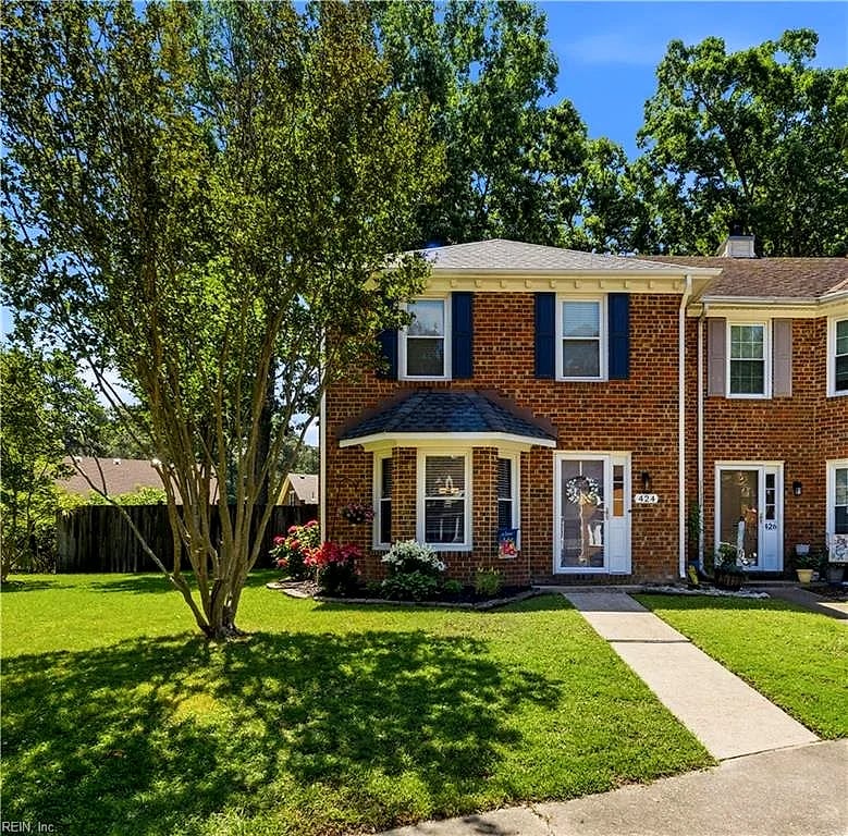 424 Faire CHSE, Chesapeake — 2 bed Residential, 1,301 sqft