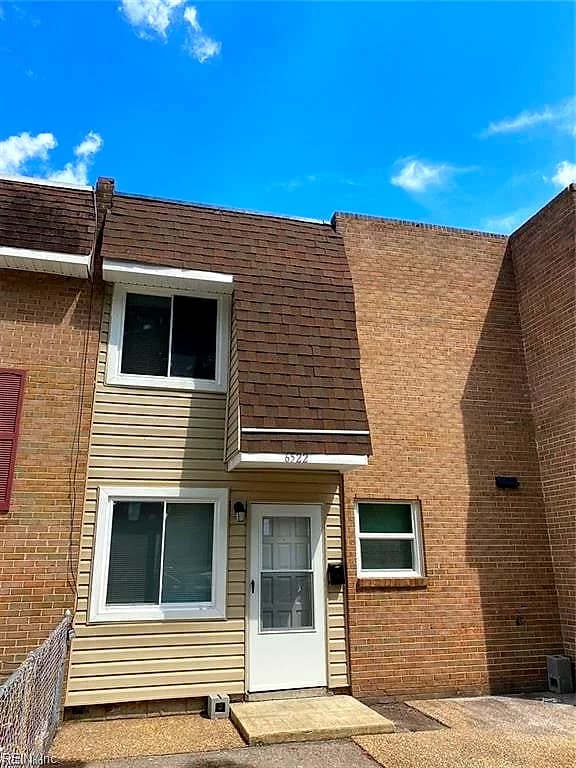 6522 Pasteur CT, NORFOLK VA 23513 - Main photo