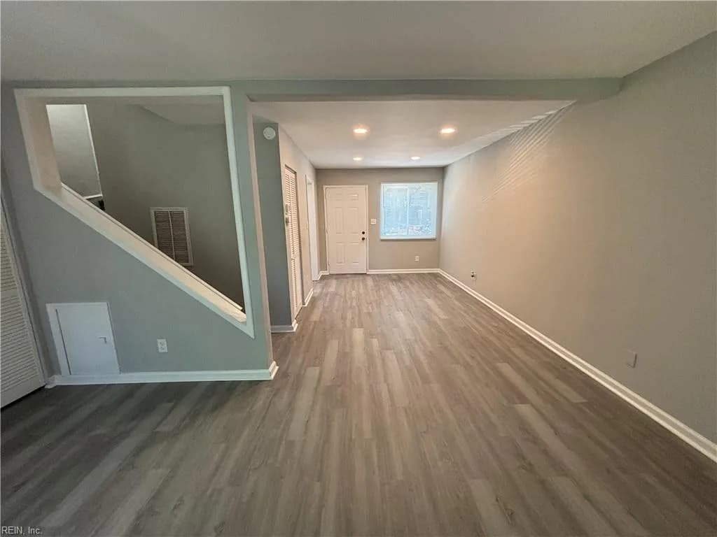 6522 Pasteur CT, NORFOLK VA 23513 - Photo 3