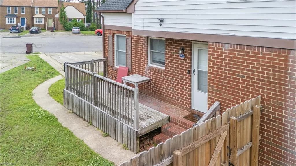 2312 Meadows LNDG, CHESAPEAKE VA 23321 - Photo 4