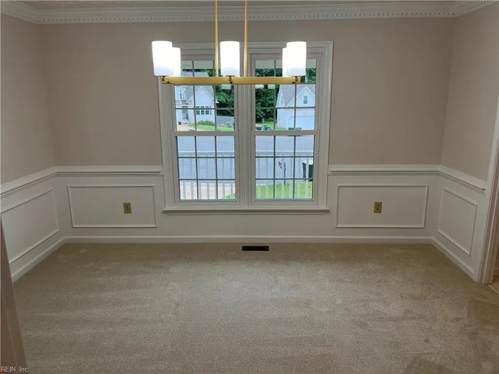 117 Larkin RN, YORKTOWN VA 23692 - Photo 4