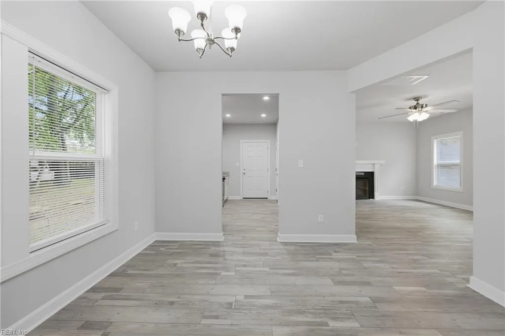 1917 Montclair AVE, NORFOLK VA 23523 - Photo 5