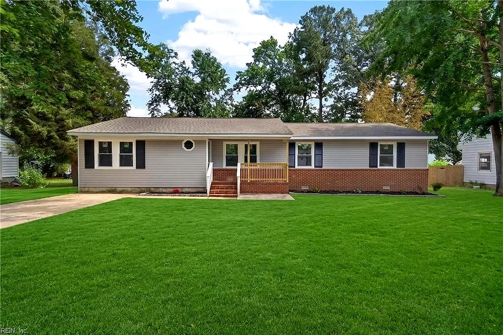 109 Fischer DR, NEWPORT NEWS VA 23608 - Main photo