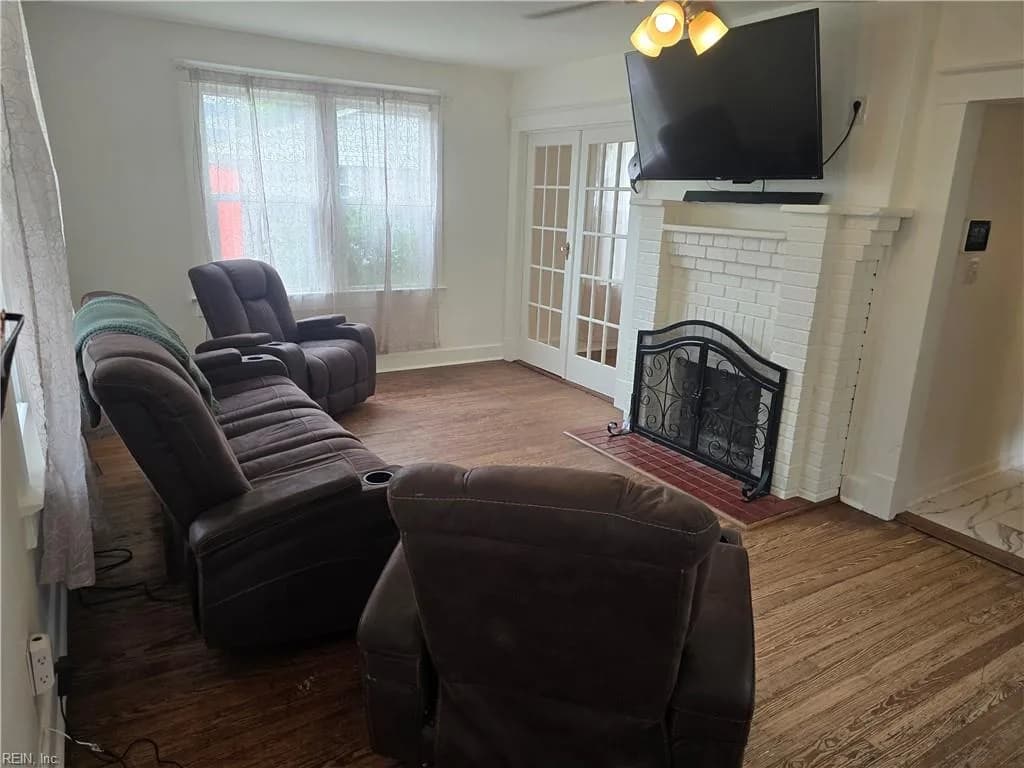 729 Pocahontas PL, HAMPTON VA 23661 - Photo 5