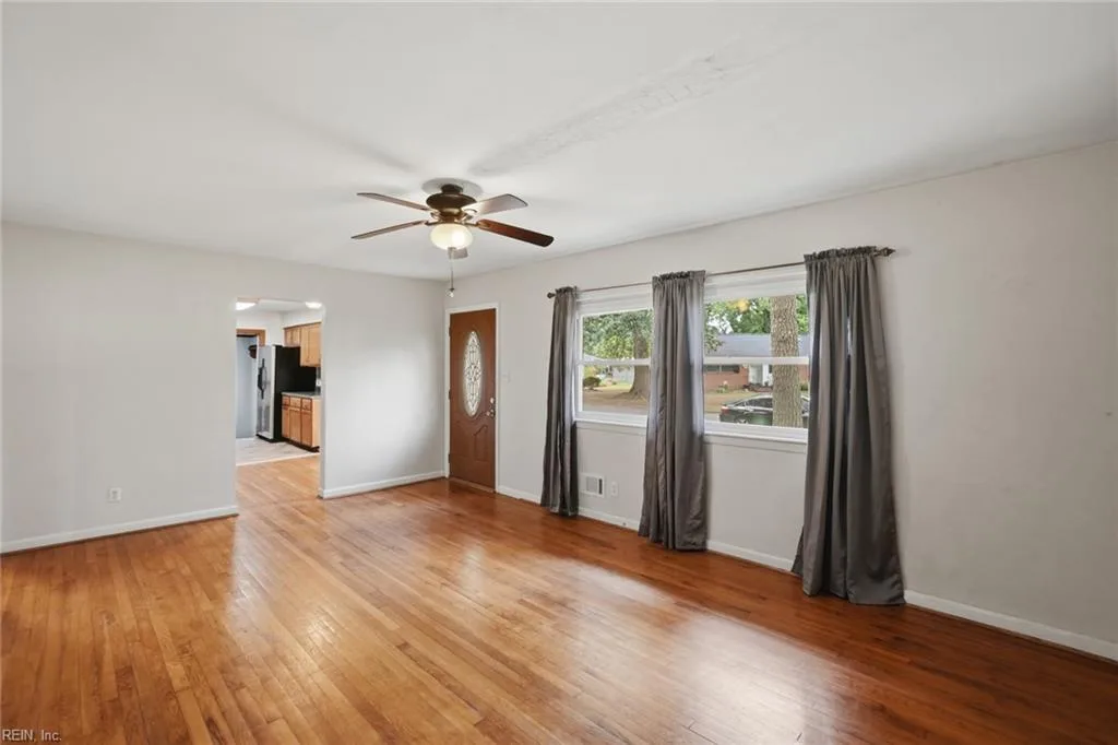 1117 Harlie AVE, VIRGINIABEACH VA 23464 - Photo 4