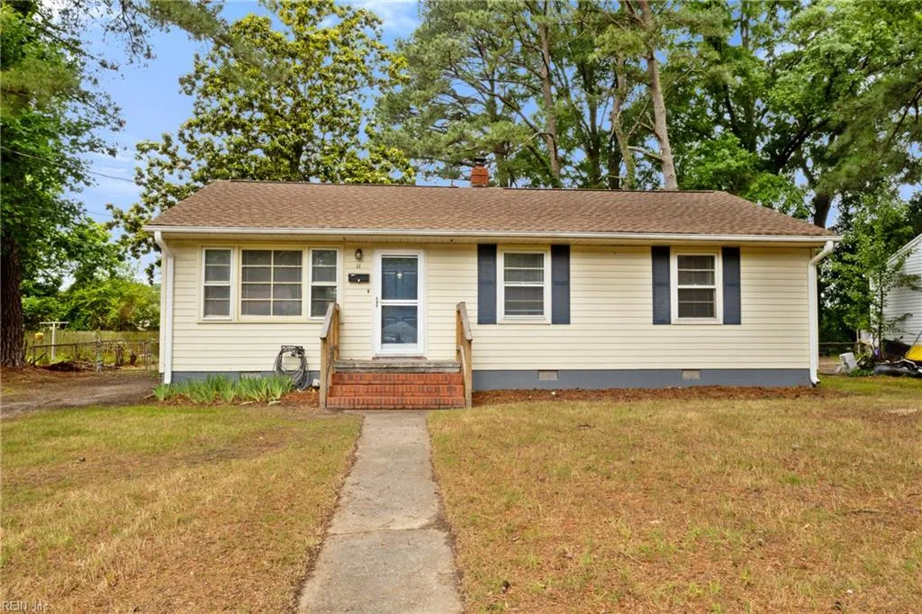 11 Gay DR, Newport News — 3 bed Residential, 1,013 sqft