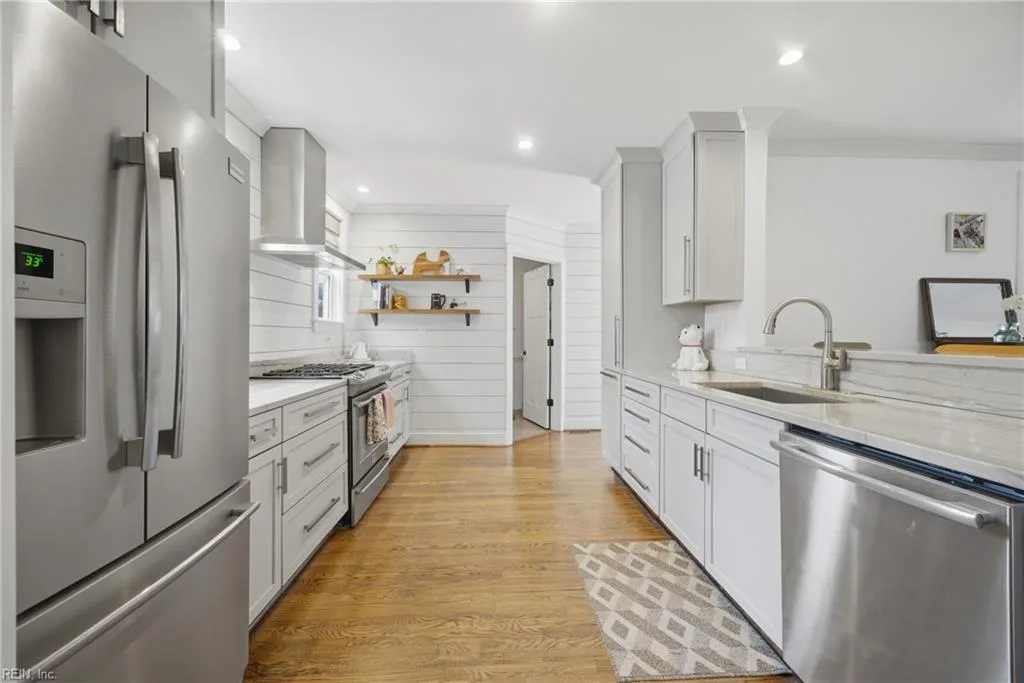 6120 Rolfe AVE, NORFOLK VA 23508 - Photo 3