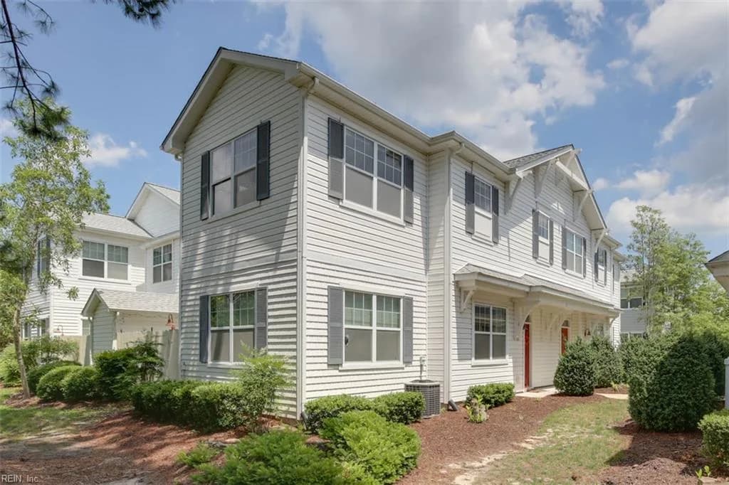 1523 Pucknall DR, CHESAPEAKE VA 23320 - Main photo