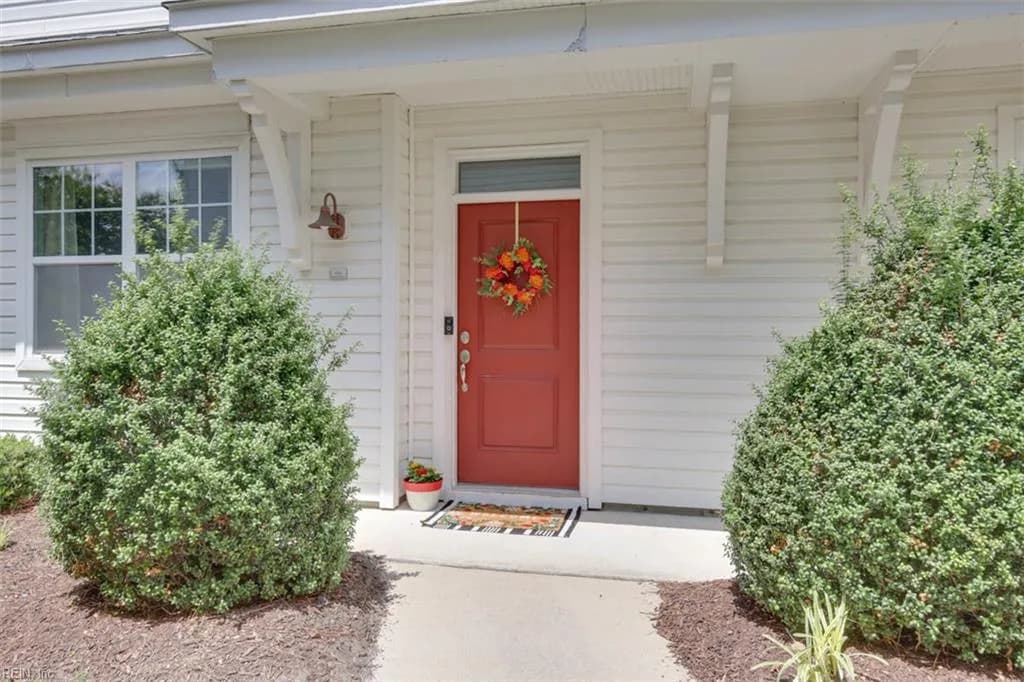 1523 Pucknall DR, CHESAPEAKE VA 23320 - Photo 4