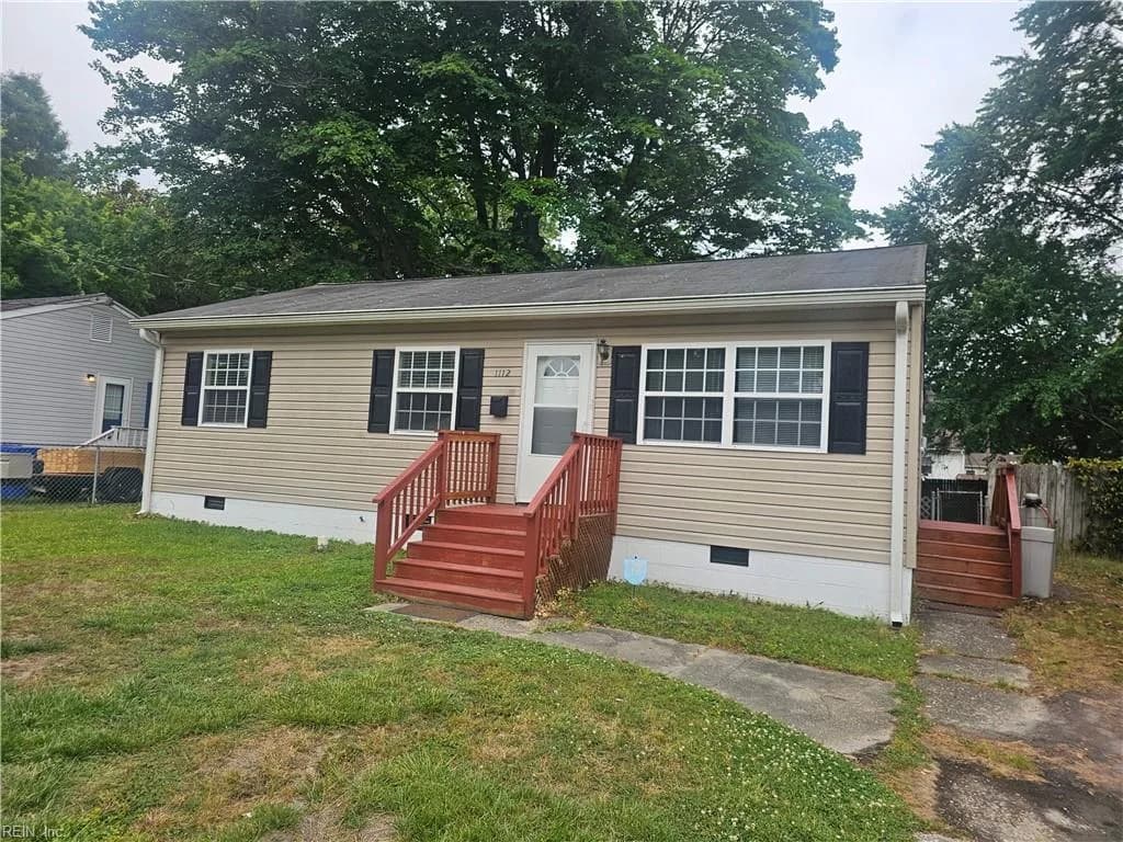 1112 74th ST, NEWPORTNEWS VA 23605 - Main photo