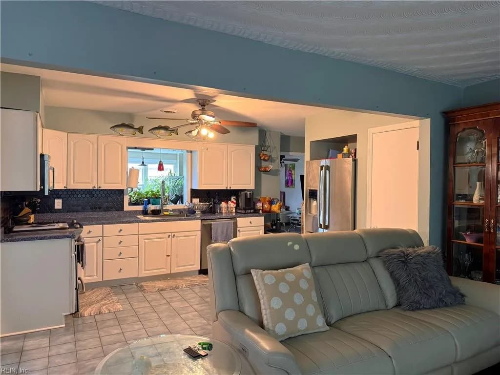 345 W Palmyra DR, VIRGINIABEACH VA 23462 - Photo 5