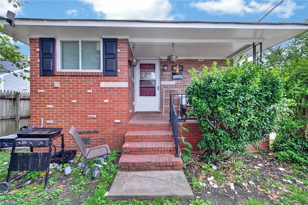 1052 Hannah ST, NORFOLK VA 23505 - Main photo