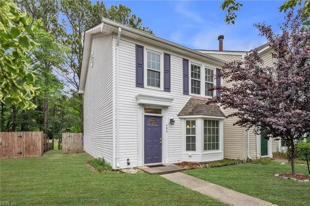 406 Derby RN, YORKTOWN VA 23693 - Photo 2