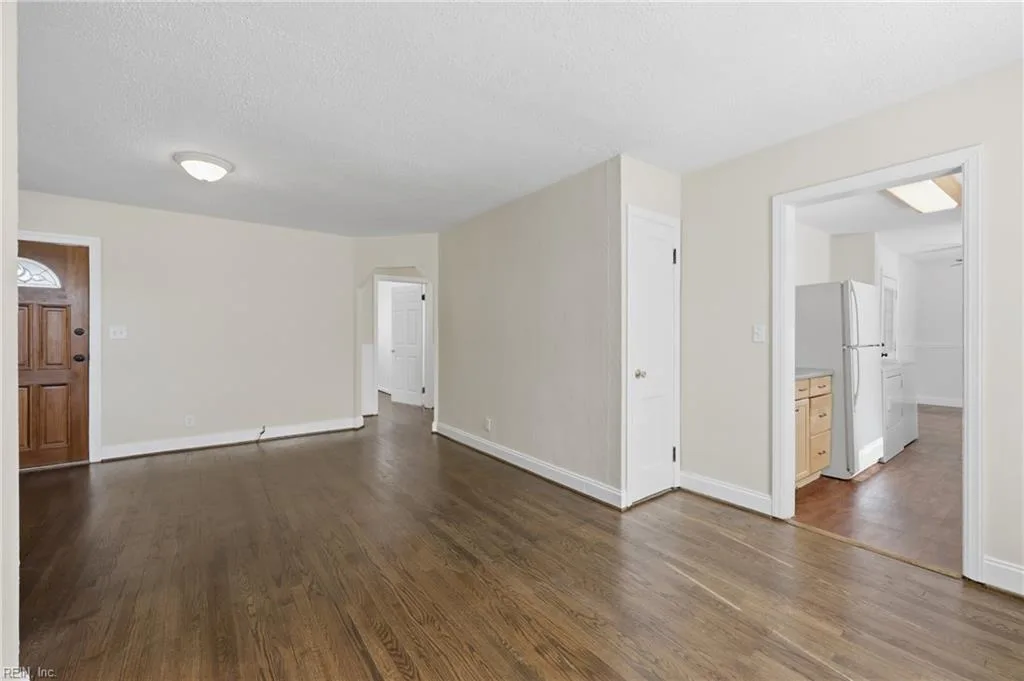 318 E Evans ST, NORFOLK VA 23503 - Photo 3