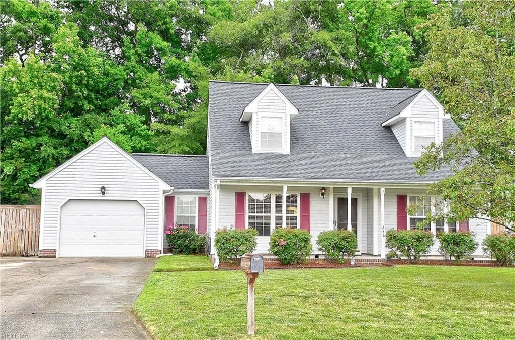 231 Fallawater WAY, SUFFOLK VA 23434 - Photo 2