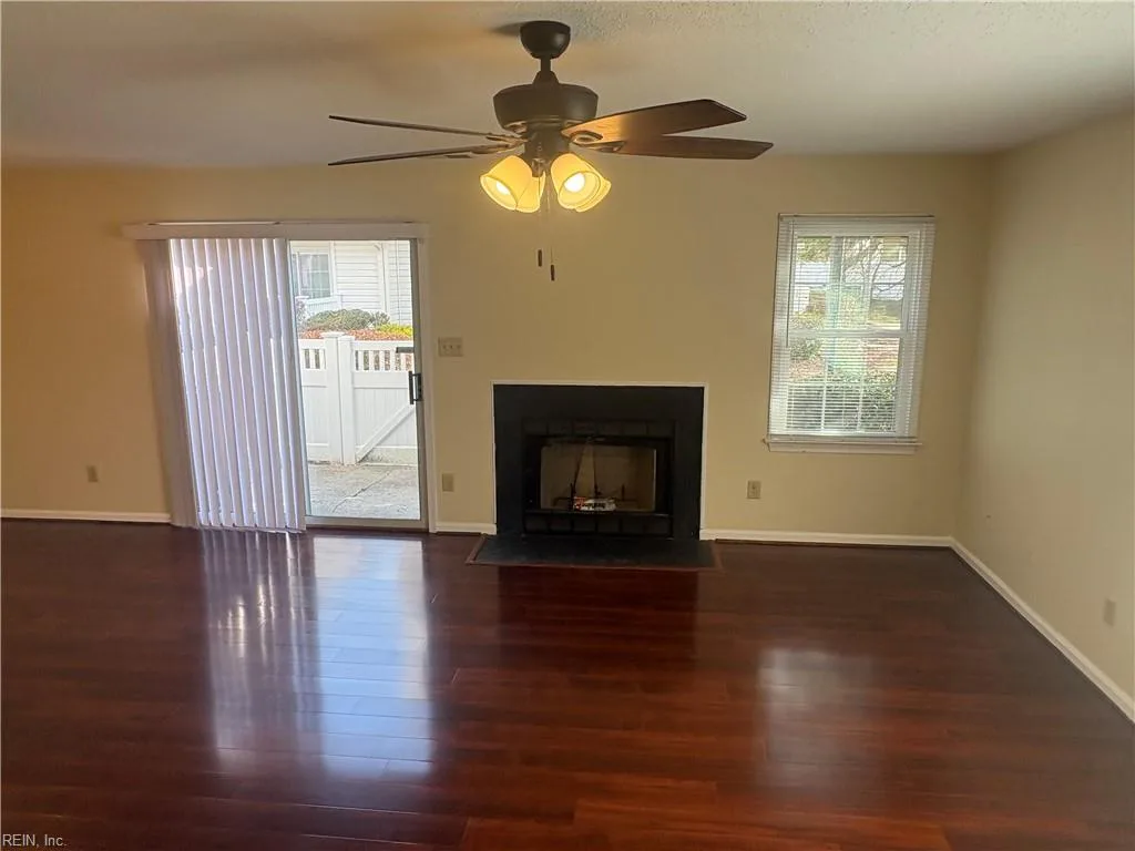 27 Tamarisk QUAY #F, HAMPTON VA 23666 - Photo 5
