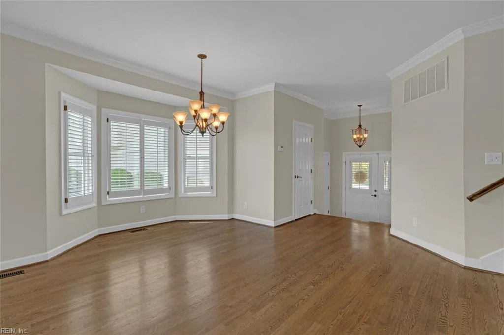 51 Mizzen CIR, HAMPTON VA 23664 - Photo 5