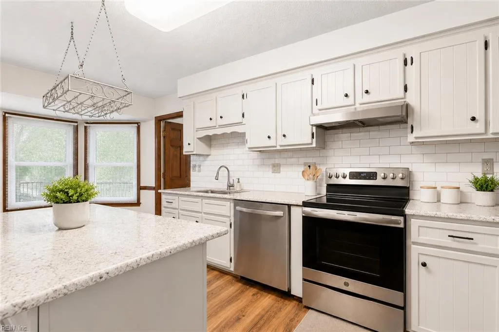 1505 Hadley CT, VIRGINIA BEACH VA 23456