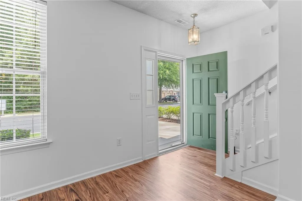 1513 Longparish WAY, CHESAPEAKE VA 23320 - Photo 4